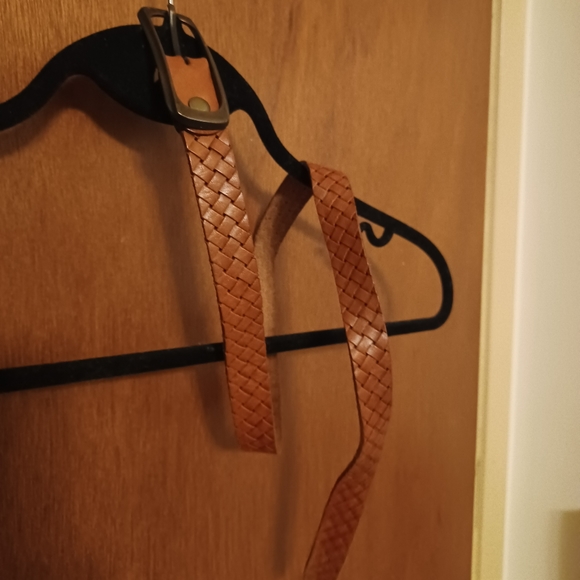 Vintage Leather Belt - Picture 2 of 3